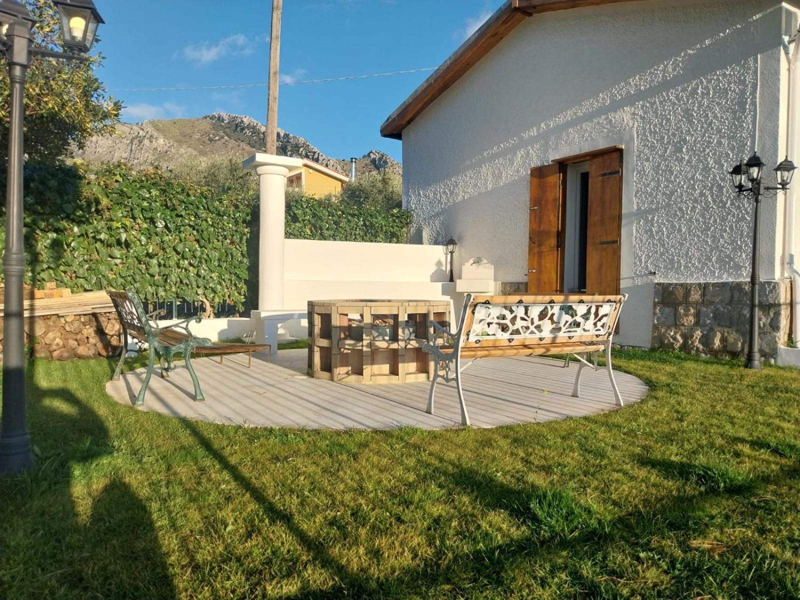 Casa Lachesi Caccamo Exterior foto